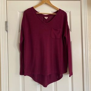 Oversized V-Neck Maroon Sweater w/Long Back Hem